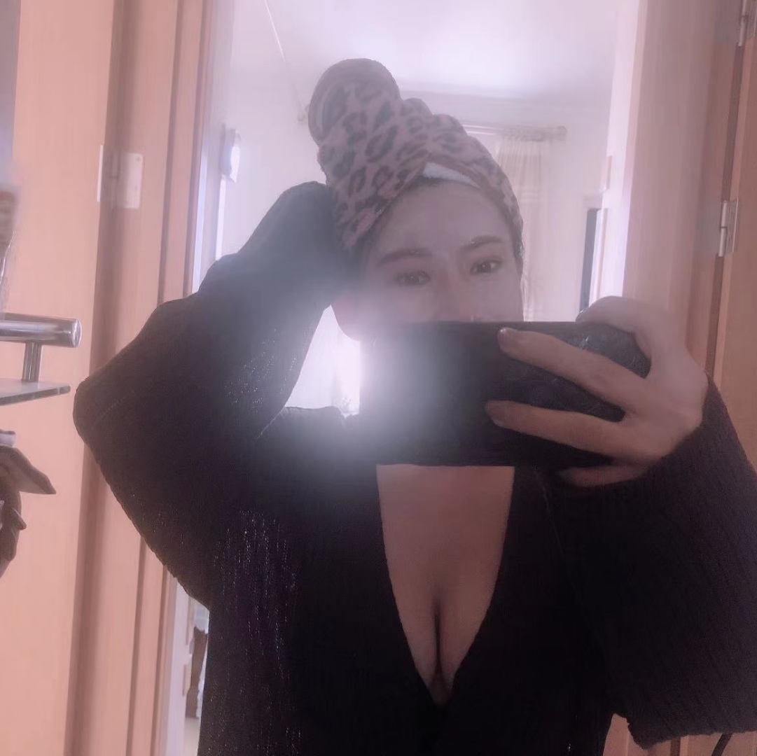 温柔敏感的美妞